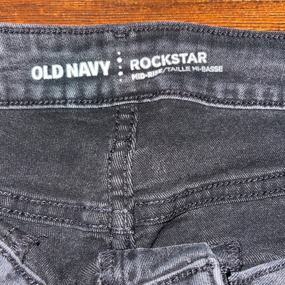 Old Navy Mid-Rise Rockstar Jeans - Picture 2 of 6
